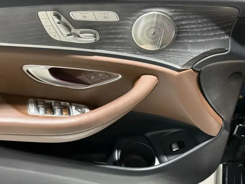 2023 Mercedes-Benz E-Класс с пробегом 66 020 км