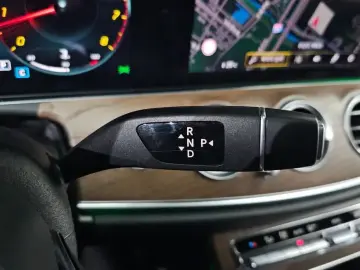 2022 Mercedes-Benz E-Класс с пробегом 85 653 км