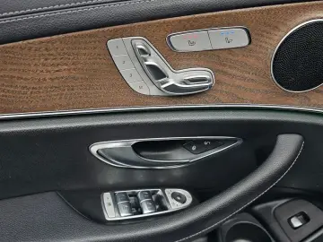 2022 Mercedes-Benz E-Класс с пробегом 85 653 км