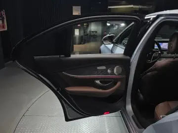 2023 Mercedes-Benz E-Класс с пробегом 76 177 км
