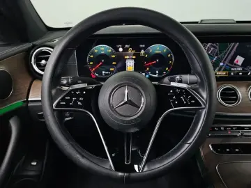 2022 Mercedes-Benz E-Класс с пробегом 85 653 км