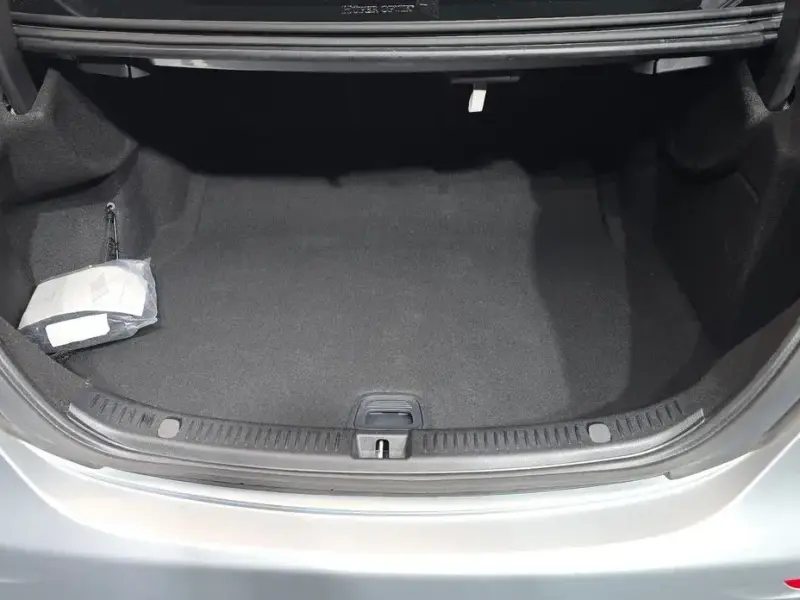 2023 Mercedes-Benz E-Класс с пробегом 76 177 км