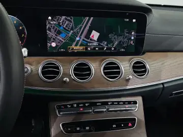 2022 Mercedes-Benz E-Класс с пробегом 85 653 км