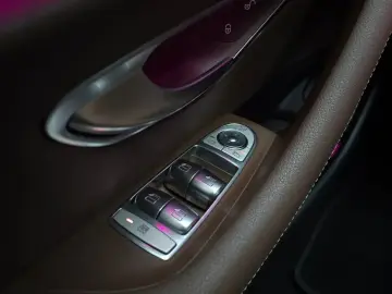 2023 Mercedes-Benz E-Класс с пробегом 76 177 км