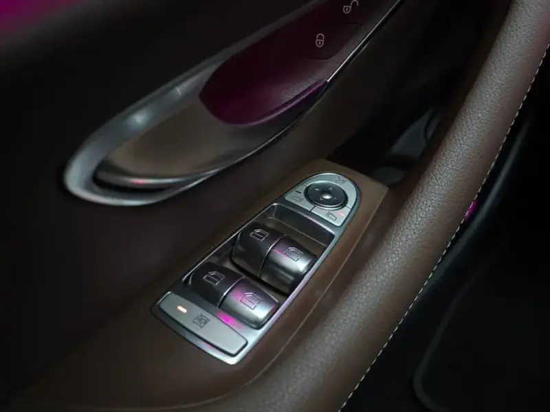 2023 Mercedes-Benz E-Класс с пробегом 76 177 км