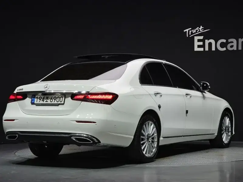 2021 Mercedes-Benz E-Класс с пробегом 41 890 км