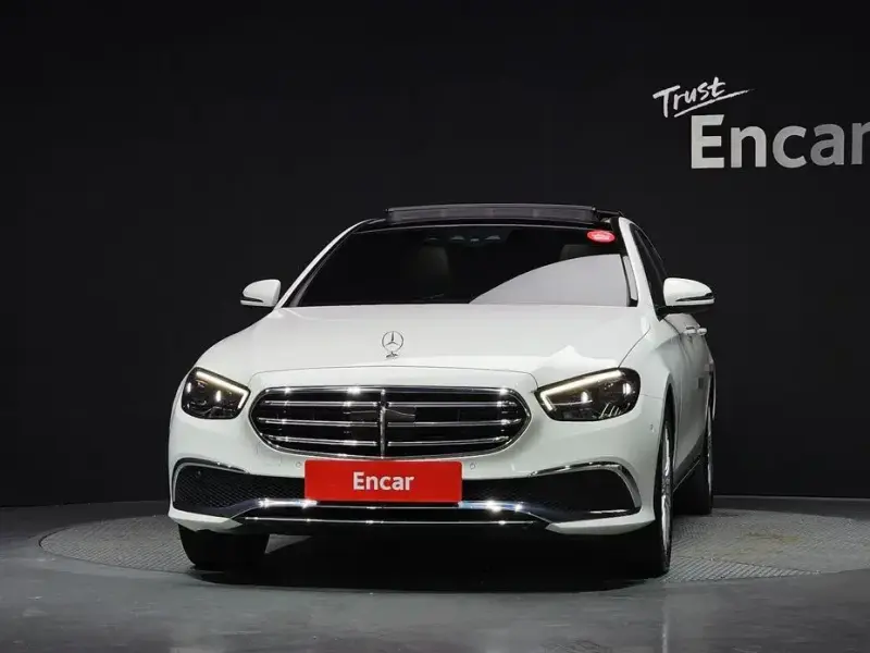 2021 Mercedes-Benz E-Класс с пробегом 41 890 км
