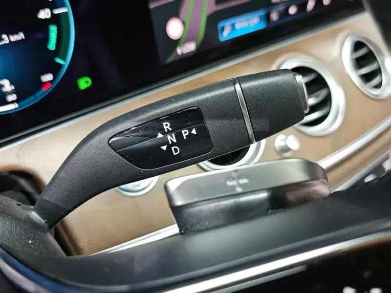 2021 Mercedes-Benz E-Класс с пробегом 41 890 км
