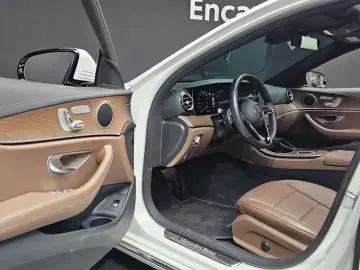 2021 Mercedes-Benz E-Класс с пробегом 41 890 км