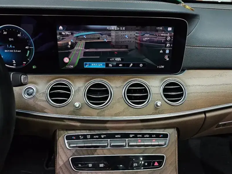 2021 Mercedes-Benz E-Класс с пробегом 41 890 км