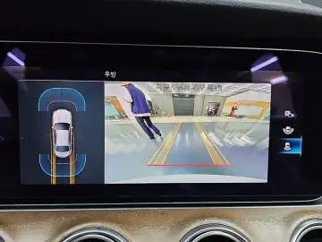 2021 Mercedes-Benz E-Класс с пробегом 41 890 км