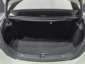 2021 Mercedes-Benz E-Класс с пробегом 41 890 км