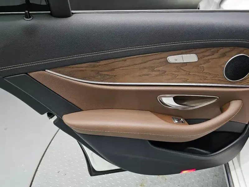 2021 Mercedes-Benz E-Класс с пробегом 41 890 км