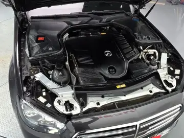 2021 Mercedes-Benz E-Класс с пробегом 104 462 км