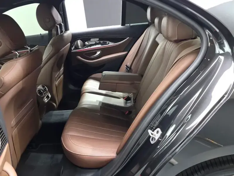 2021 Mercedes-Benz E-Класс с пробегом 104 462 км