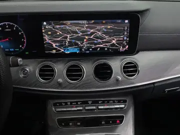 2022 Mercedes-Benz E-Класс с пробегом 73 787 км