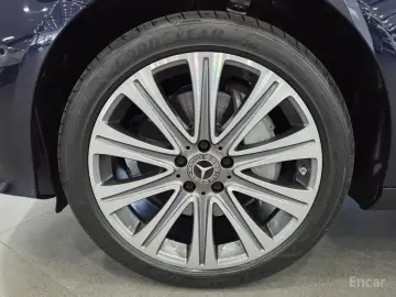2022 Mercedes-Benz E-Класс с пробегом 27 466 км