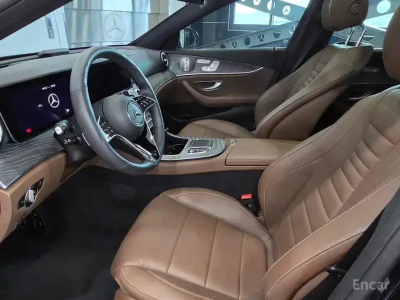 2022 Mercedes-Benz E-Класс с пробегом 27 466 км
