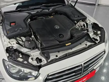 2021 Mercedes-Benz E-Класс с пробегом 83 005 км