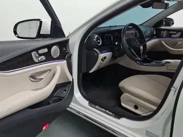 2021 Mercedes-Benz E-Класс с пробегом 83 005 км