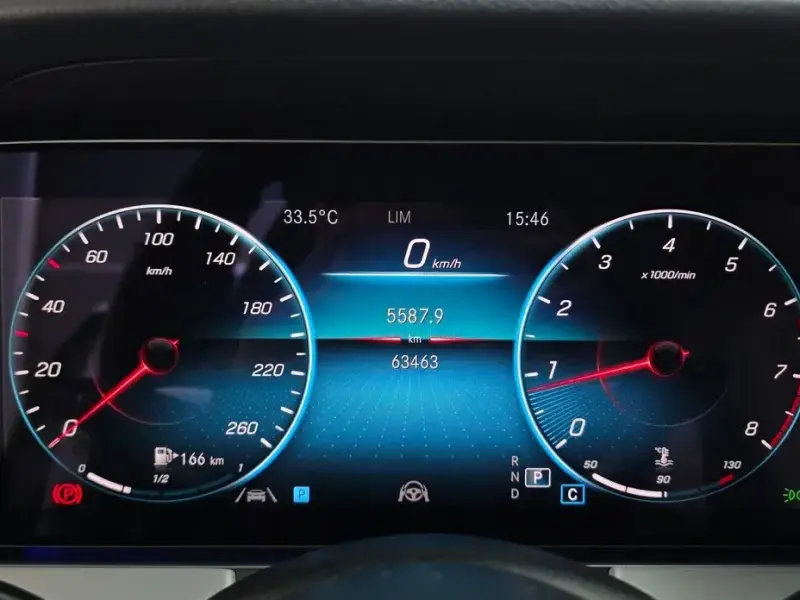 2021 Mercedes-Benz E-Класс с пробегом 63 463 км
