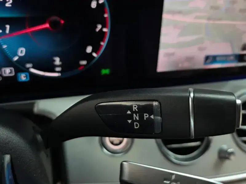 2021 Mercedes-Benz E-Класс с пробегом 63 463 км
