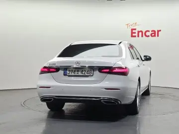 2022 Mercedes-Benz E-Класс с пробегом 89 577 км
