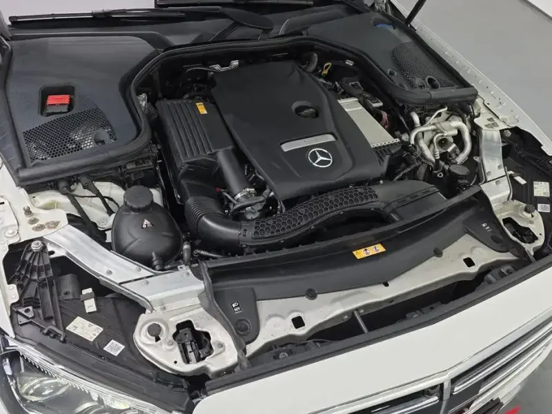 2022 Mercedes-Benz E-Класс с пробегом 89 577 км