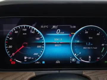 2022 Mercedes-Benz E-Класс с пробегом 89 577 км