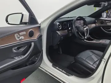 2022 Mercedes-Benz E-Класс с пробегом 89 577 км