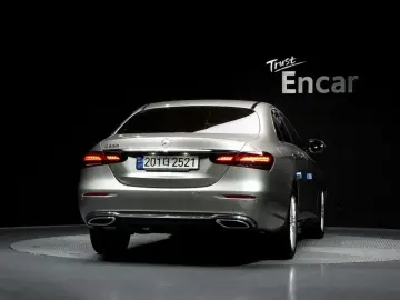 2022 Mercedes-Benz E-Класс с пробегом 52 310 км