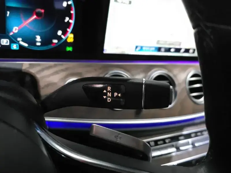 2022 Mercedes-Benz E-Класс с пробегом 52 310 км