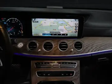 2022 Mercedes-Benz E-Класс с пробегом 52 310 км
