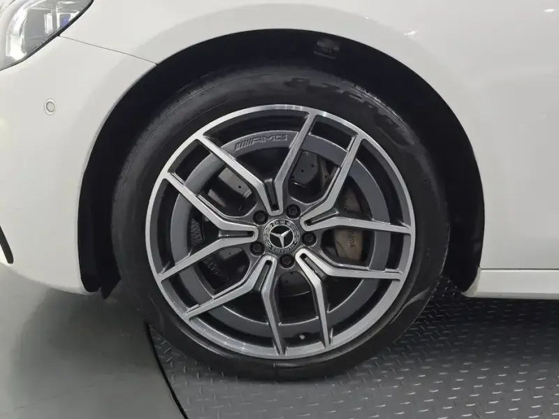 2023 Mercedes-Benz E-Класс с пробегом 33 233 км