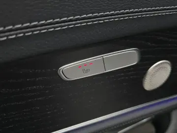 2023 Mercedes-Benz E-Класс с пробегом 33 233 км