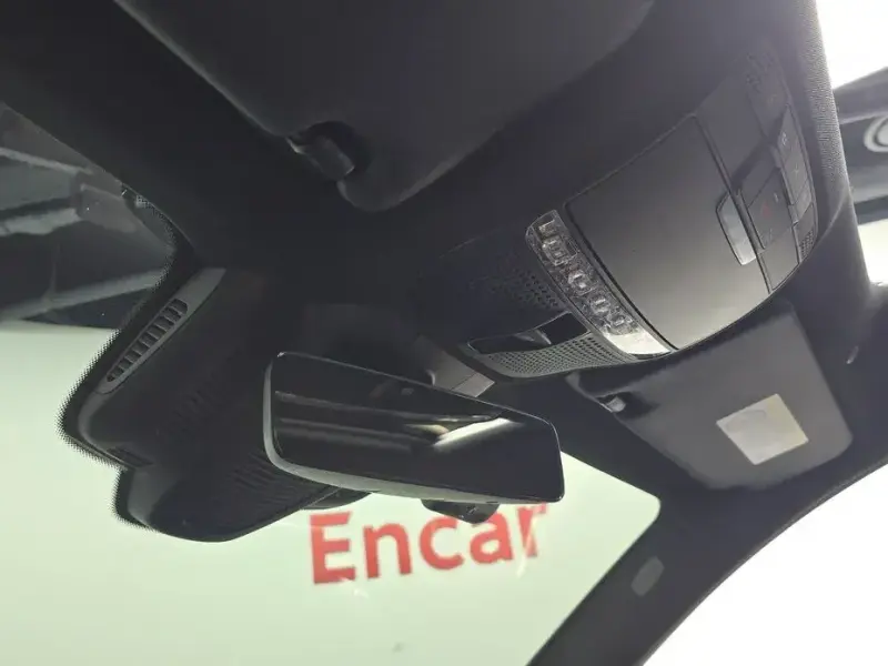 2023 Mercedes-Benz E-Класс с пробегом 33 233 км