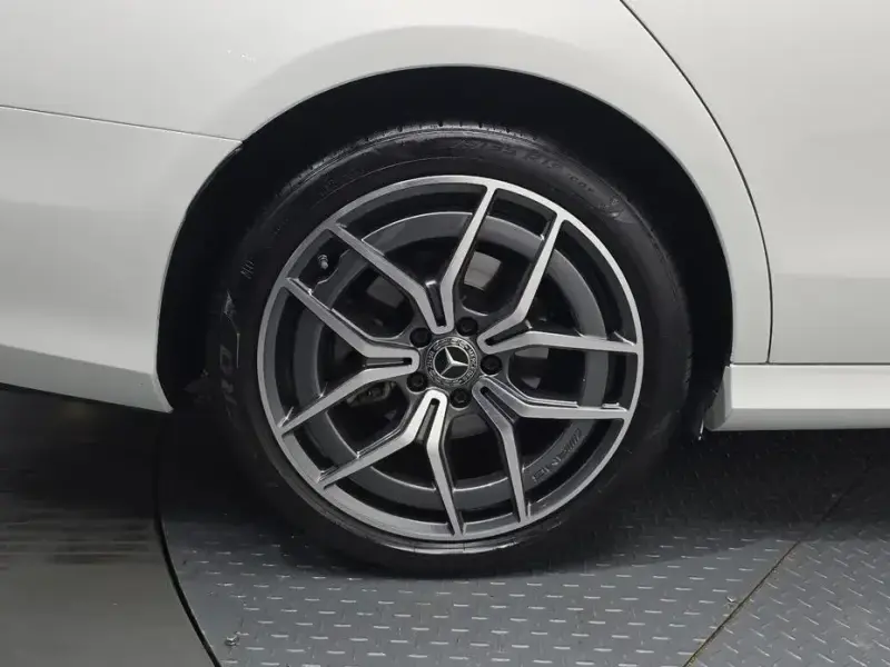 2023 Mercedes-Benz E-Класс с пробегом 33 233 км