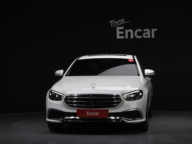 2022 Mercedes-Benz E-Класс с пробегом 23 148 км