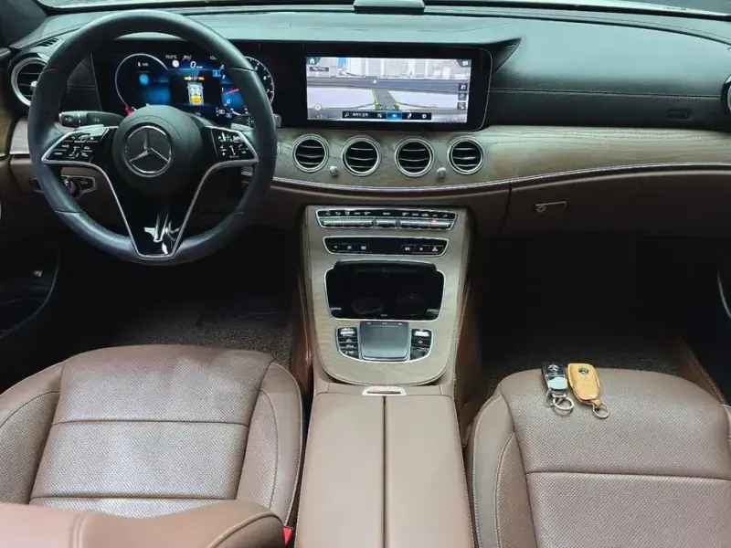 2022 Mercedes-Benz E-Класс с пробегом 23 148 км