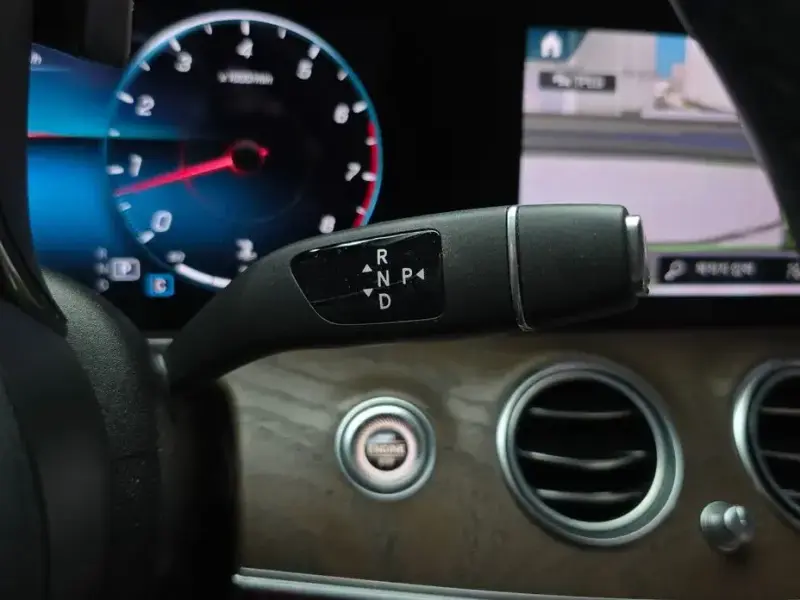 2022 Mercedes-Benz E-Класс с пробегом 23 148 км
