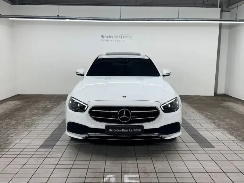 2022 Mercedes-Benz E-Класс с пробегом 35 929 км
