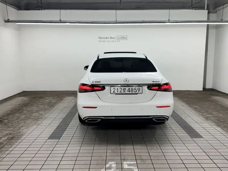 2022 Mercedes-Benz E-Класс с пробегом 35 929 км