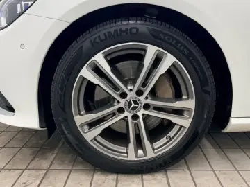 2022 Mercedes-Benz E-Класс с пробегом 35 929 км