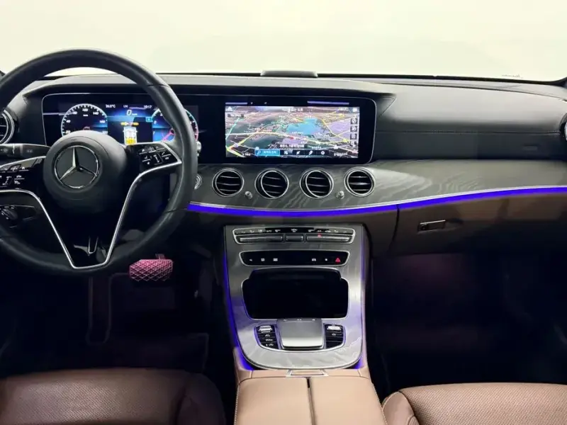 2022 Mercedes-Benz E-Класс с пробегом 35 929 км