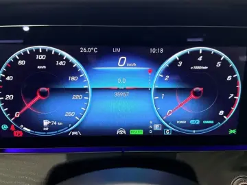 2022 Mercedes-Benz E-Класс с пробегом 35 929 км