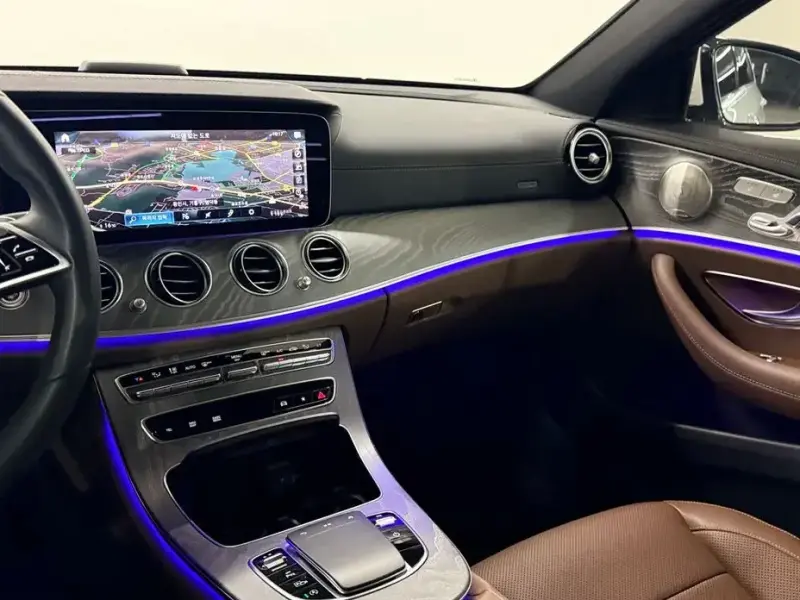 2022 Mercedes-Benz E-Класс с пробегом 35 929 км