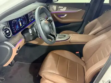 2022 Mercedes-Benz E-Класс с пробегом 35 929 км