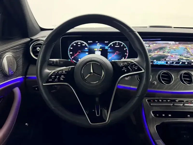 2022 Mercedes-Benz E-Класс с пробегом 35 929 км