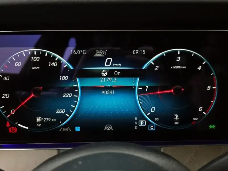 2022 Mercedes-Benz E-Класс с пробегом 90 341 км