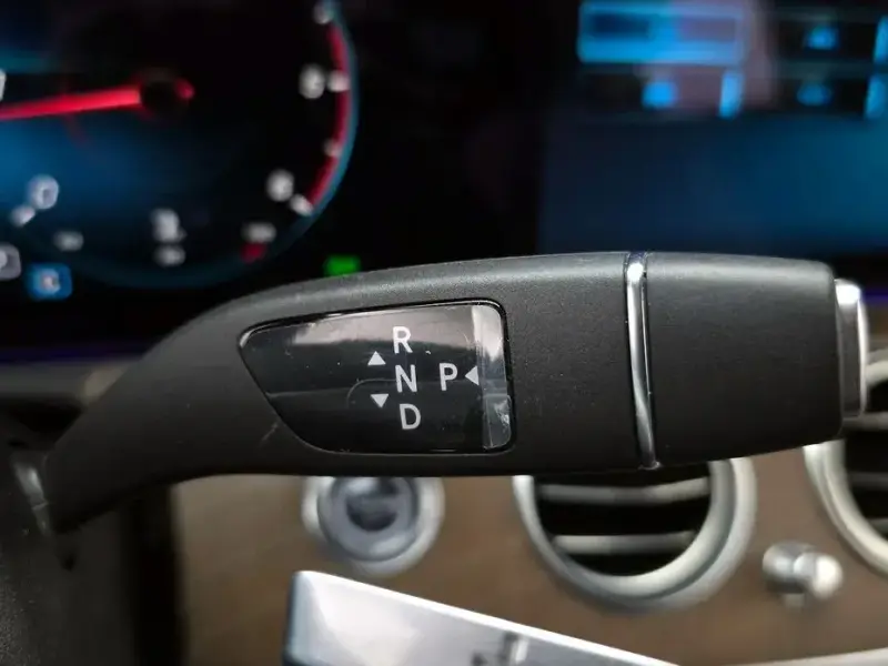 2022 Mercedes-Benz E-Класс с пробегом 90 341 км